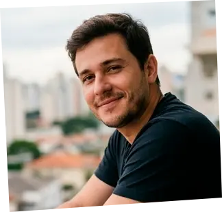 Dr. Lucas Santos